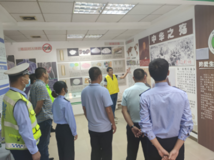 阜沙鎮(zhèn)禁毒信息〔2021〕第75期--阜沙組織單位職工參觀禁毒教育基地(2021.4.8) 563.